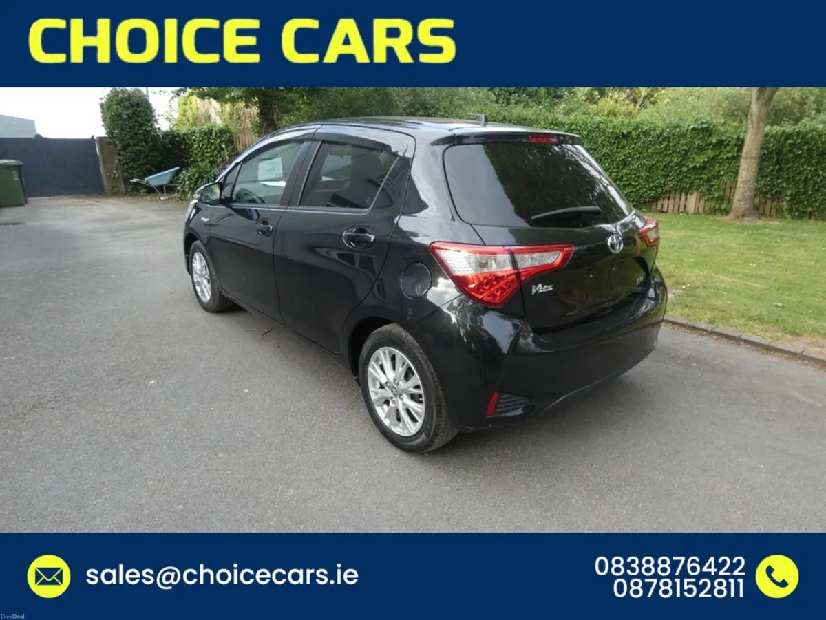 Toyota Yaris 1.5 AUTO HYBRID - Image 4