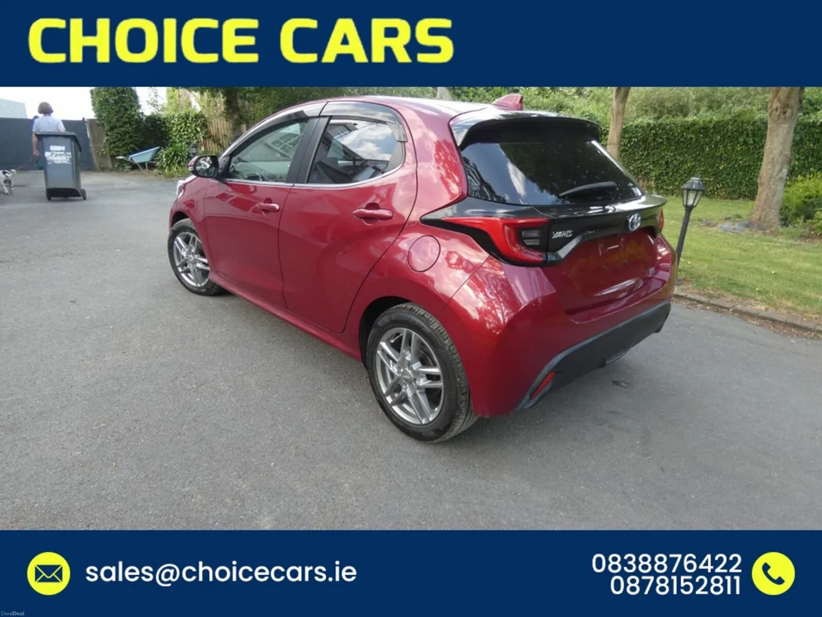 Toyota Yaris 1.5 AUTO HYBRID - Image 4
