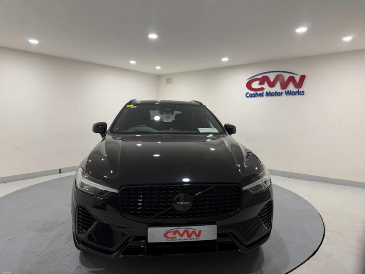 Volvo XC60 T8 ULTRA BLACKEDITION AWD AUTO 455BHP** - Image 2