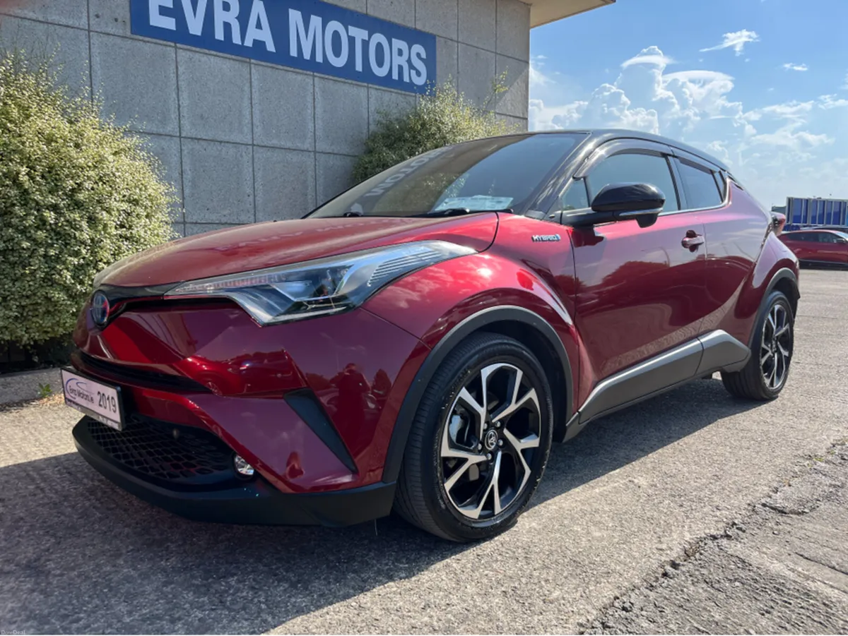 Toyota C-HR SOL HYBRID AUTOMATIC 1.8 PETROL //HIGH - Image 5