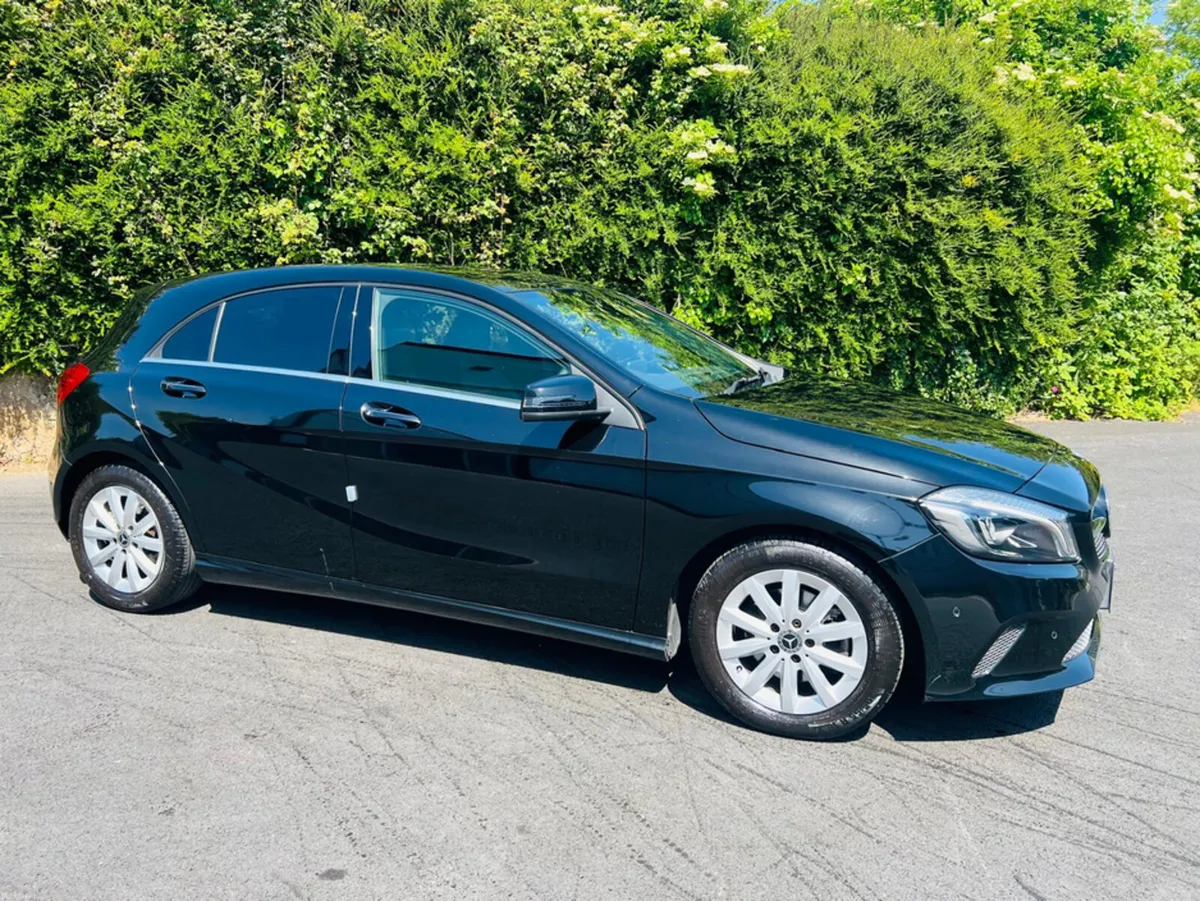 Mercedes-Benz A-Class 1.6 PETROL AUTOMATIC - Image 4