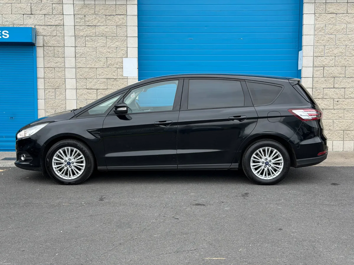 Ford S-Max 171 Zetec S - Image 4