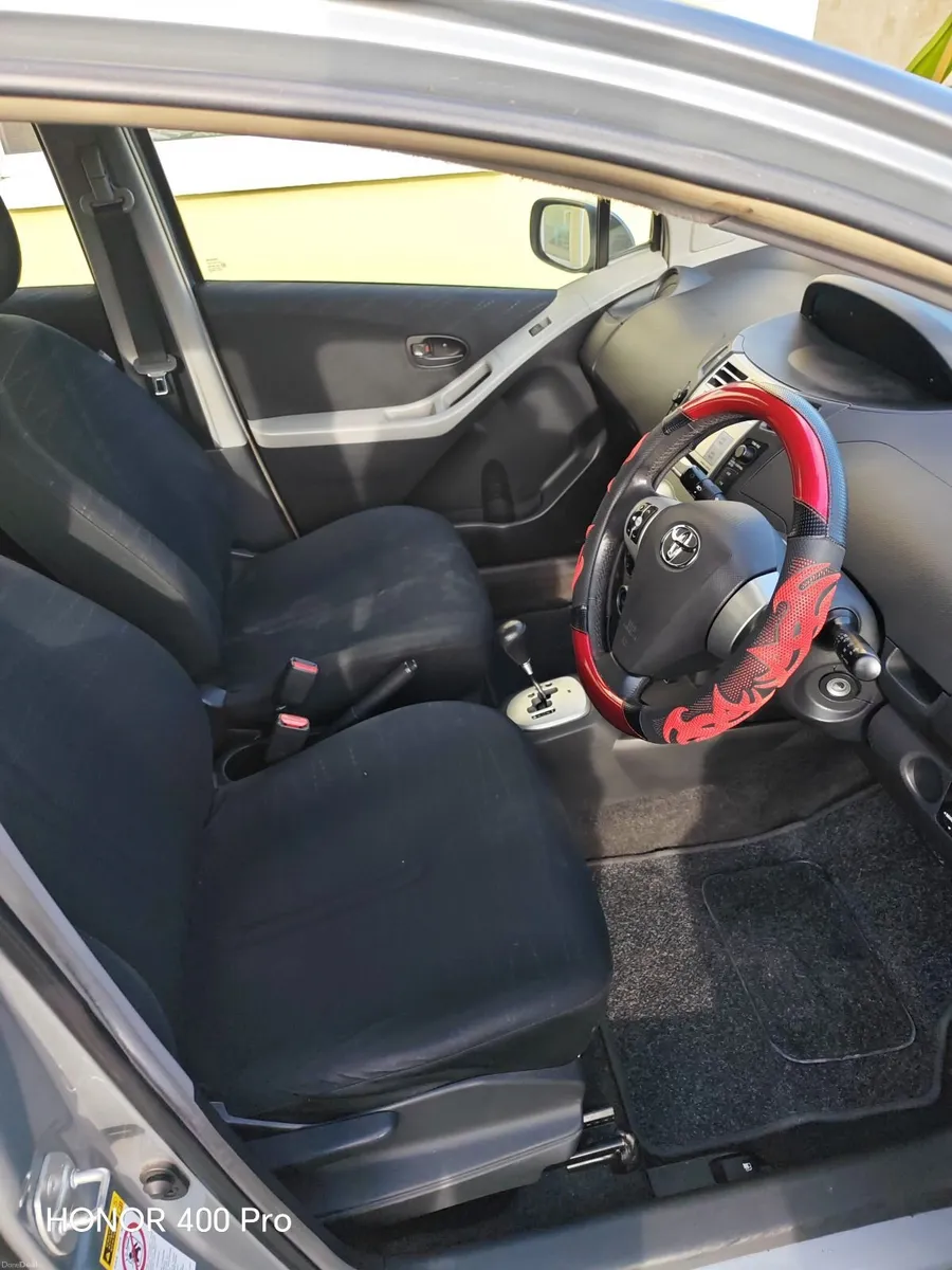 Toyota Yaris 2006 - Image 4