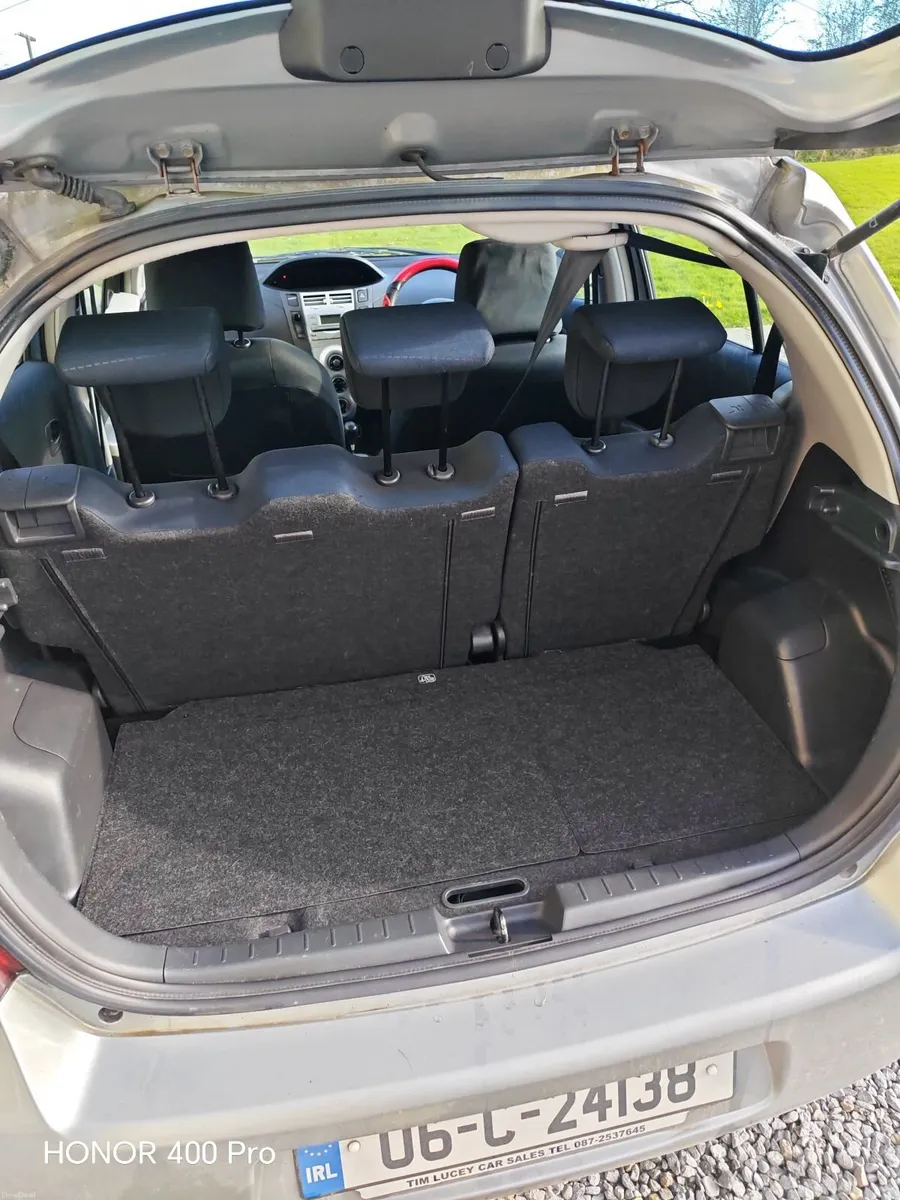 Toyota Yaris 2006 - Image 3