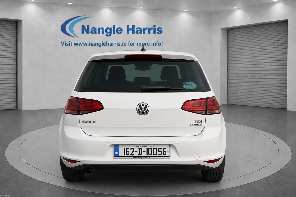 Volkswagen Golf  High Line. Low Kms - Image 4