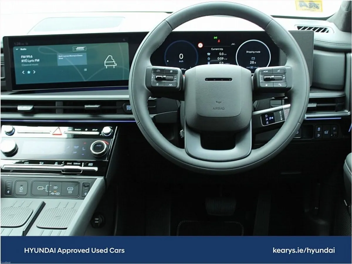 Hyundai Santa Fe 1.6 PHEV 4WD Premium - Image 4