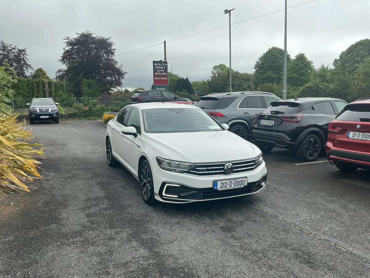 2021 VOLKSWAGEN PASSAT GTE S-A DSG PHEV AUTO - Image 4