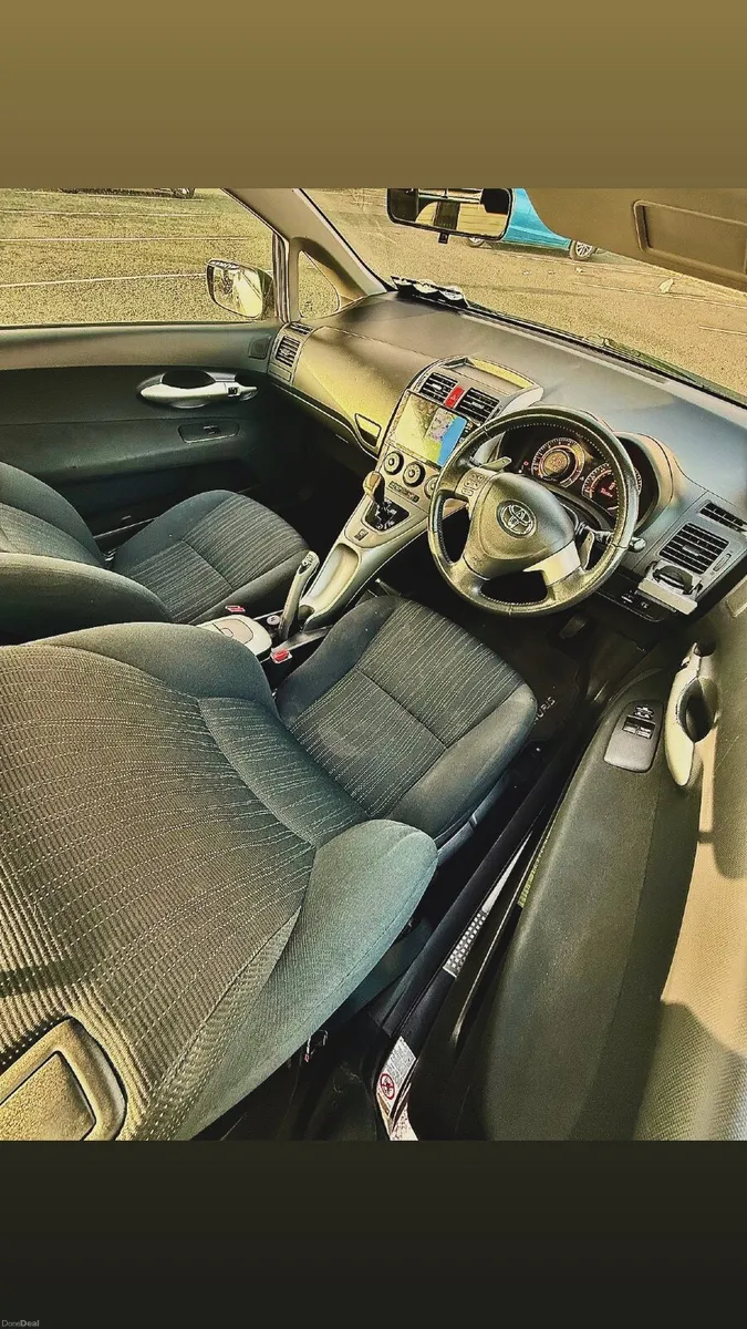 Toyota Auris TR Sport- Fresh NCT- Low km-High spec - Image 5