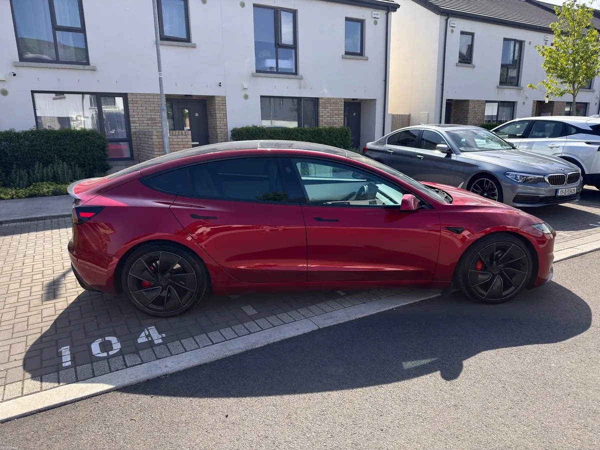 Tesla Model 3 Performance AWD with stalks + extras - Image 2