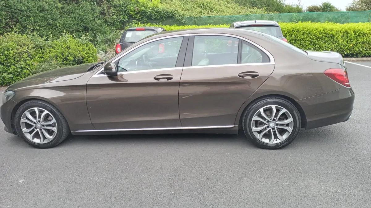 MERCEDES-BENZ C-CLASS 200D/2018/1.6 DIESEL/AUTO - Image 5