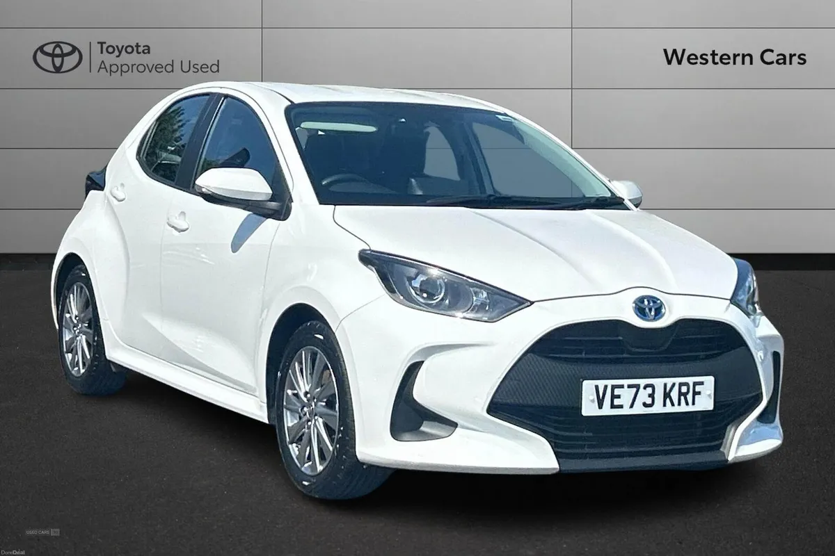 Toyota Yaris 1.5 VVT-h Icon E-CVT Euro 6 (s/s) 5dr - Image 1