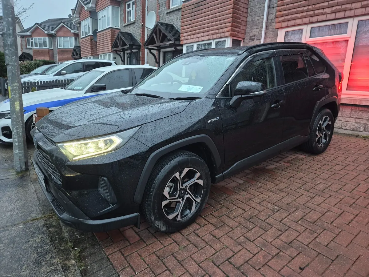 Toyota RAV4 2019 Hybrid - Image 3