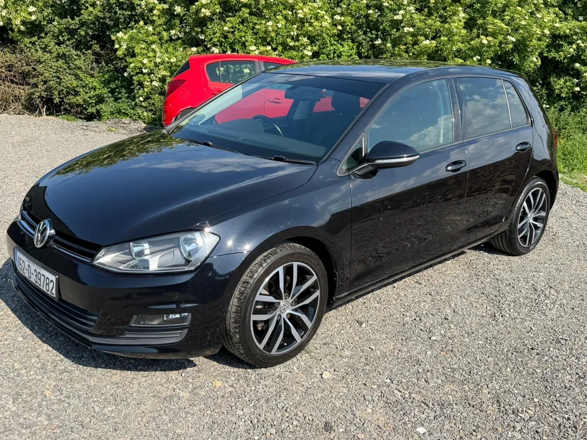 Volkswagen Golf DSG 2015 (Apple Car play) - Image 3