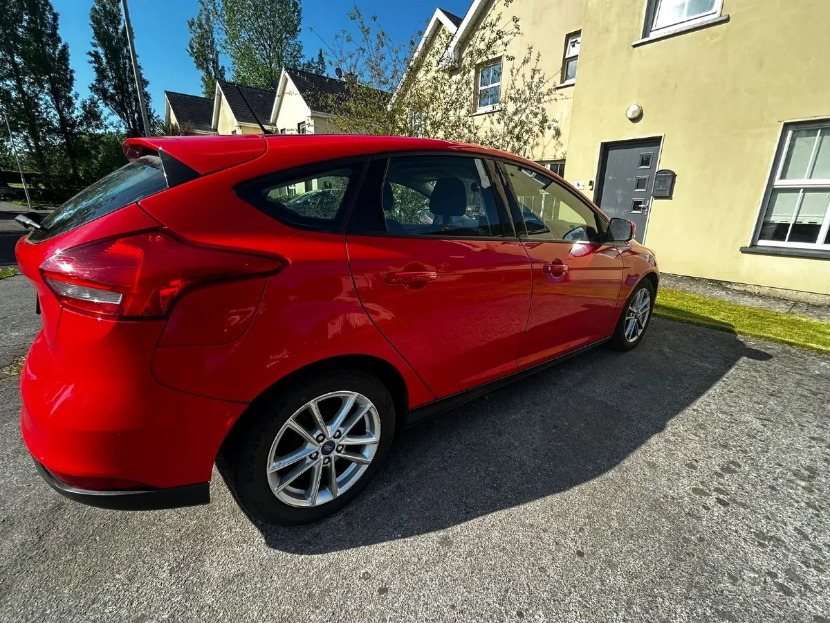 Ford Focus 2018 - Image 3