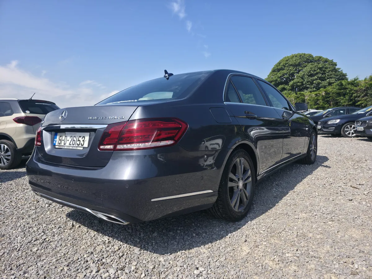 Mercedes-Benz E-Class 2015 Diesel Hybrid - Image 5