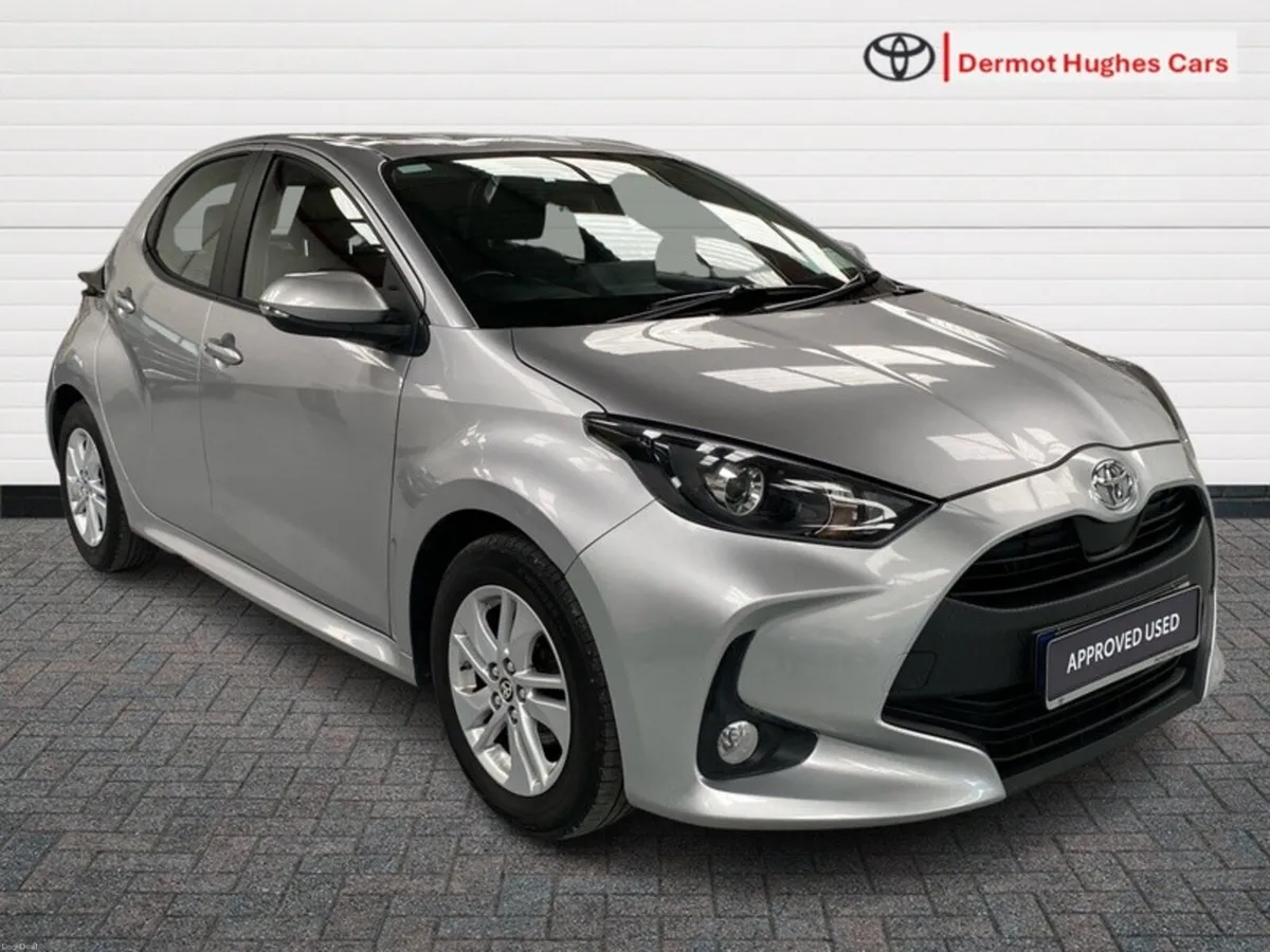 Toyota Yaris 1.0 LUNA MANUAL - Image 1