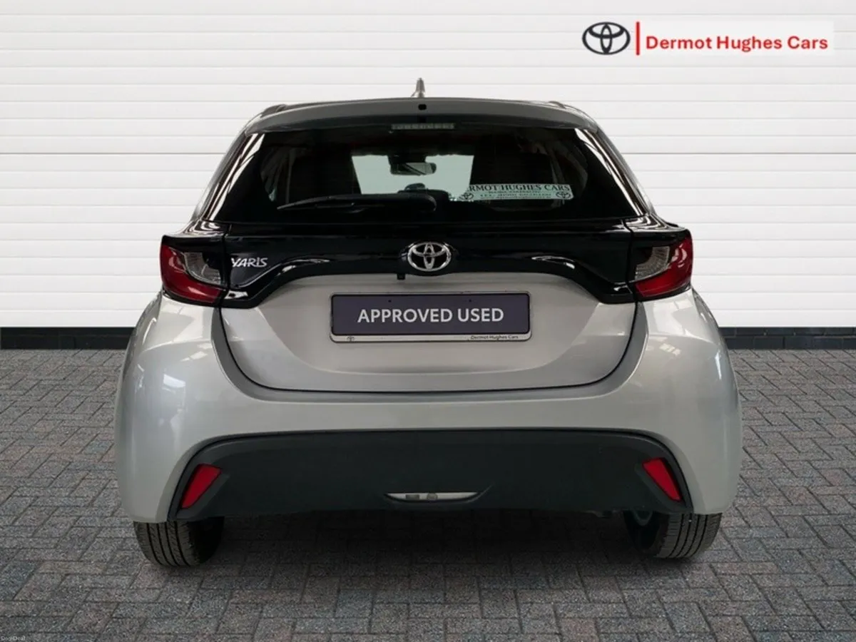 Toyota Yaris 1.0 LUNA MANUAL - Image 4