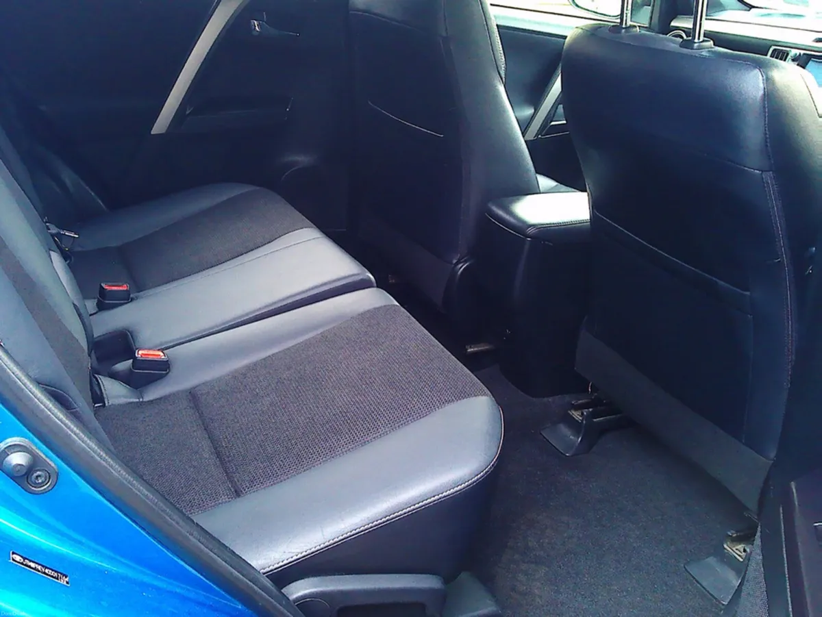 Toyota RAV4 2.0 D-4D ICON 4X2 143 143BHP 5DR - Image 3