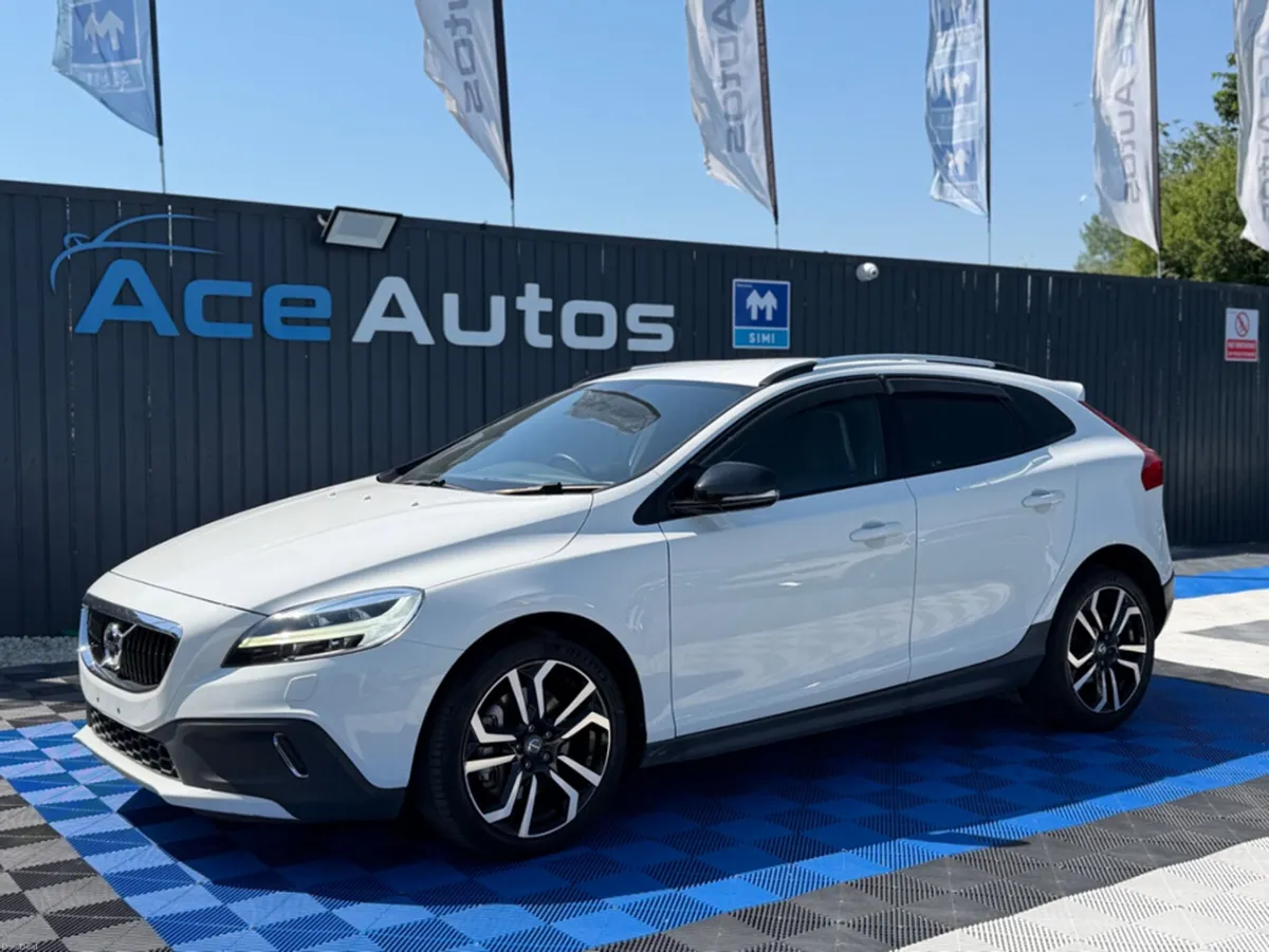 Volvo V40 2.0L DIESEL- AUTO - 12M WARRANTY - CAR: - Image 3