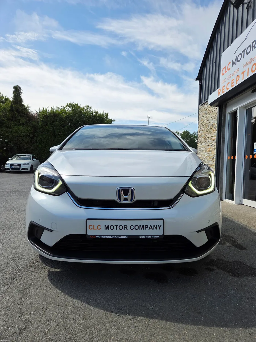 2021 HONDA FIT HYBRID - Image 3