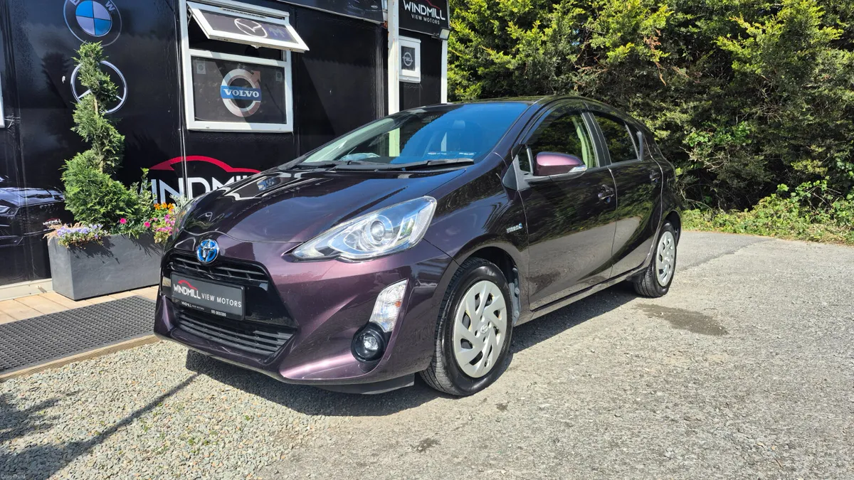 Toyota Aqua Hybrid Automatic 2016 - Image 3