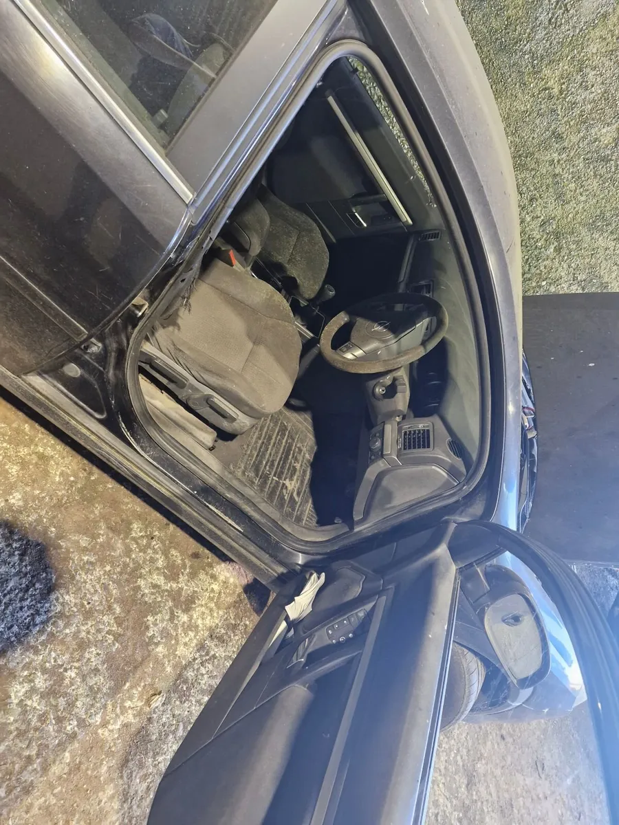 Opel Vectra 2007 - Image 4