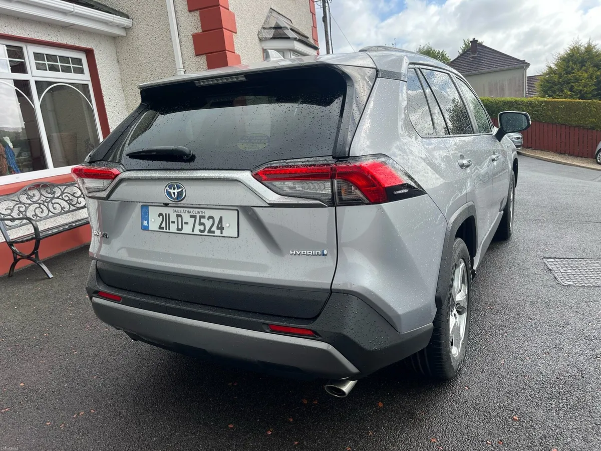2021 Toyota RAV4 platinum hybrid my21 4dr - Image 4