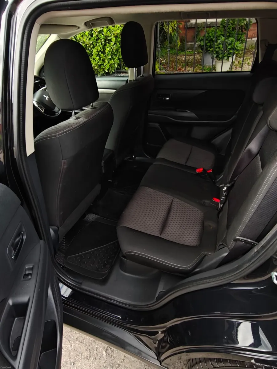 Mitsubishi Outlander 2015 Diesel - Image 3
