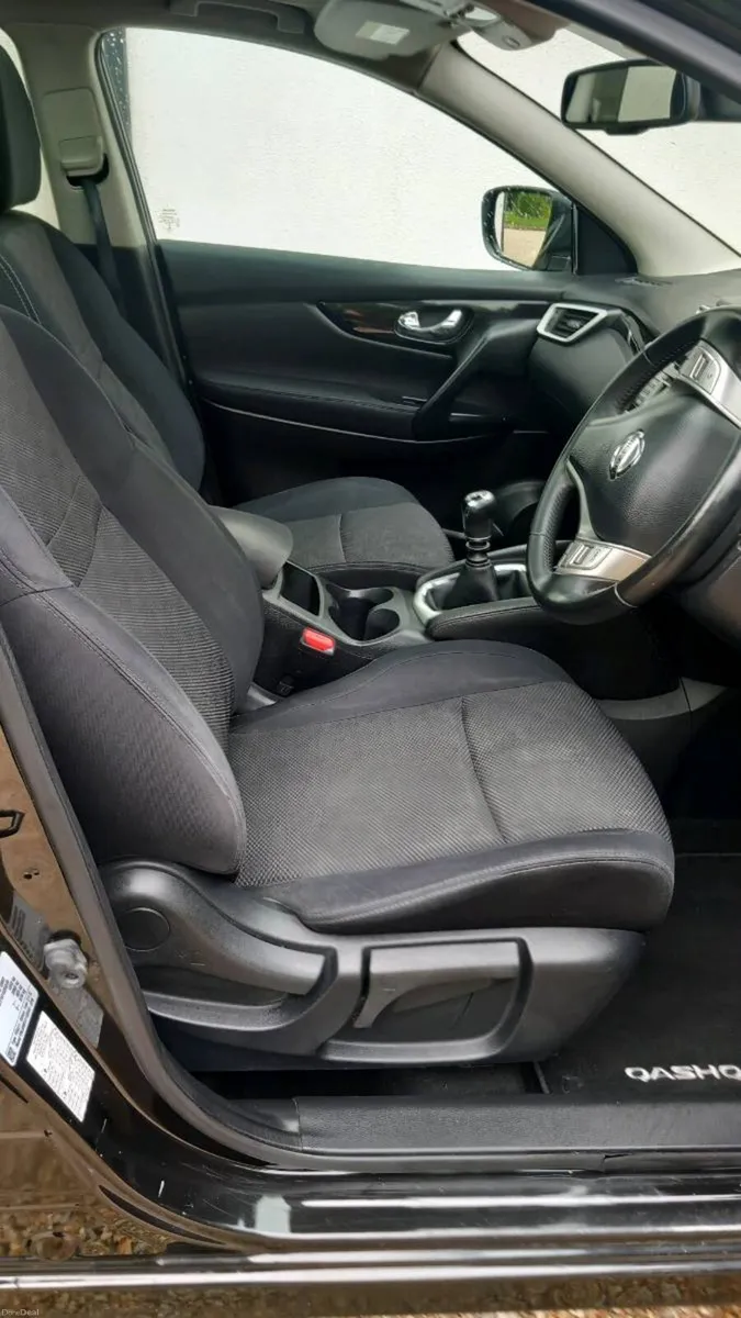 Nissan Qashqai 1.2 DIG NTEC Full Spec - Image 2