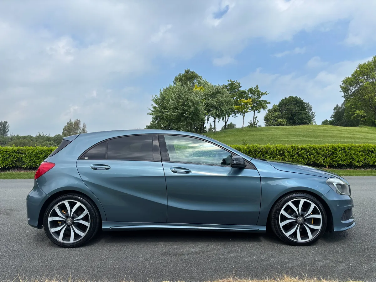 MERCEDES BENZ A180 AMG  NIGHT EDITION AUTO 2013 - Image 4