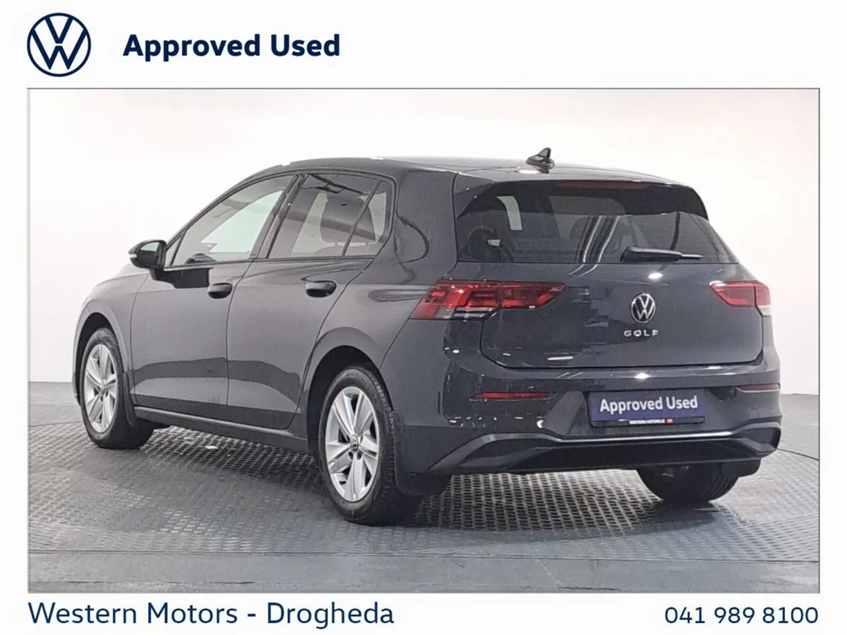 Volkswagen Golf 1.0 TSI 110HP Life - Image 4