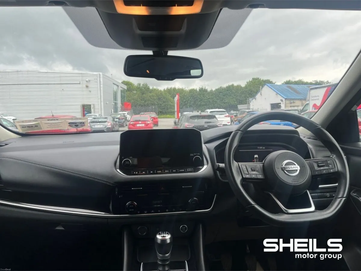 Nissan Qashqai 1.3 PET MILD HYBRID SV PREMIUM - Image 3