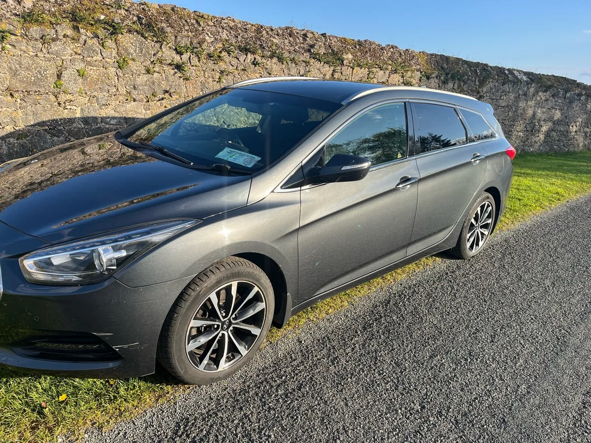 Hyundai i40 Estate Grey - Image 3