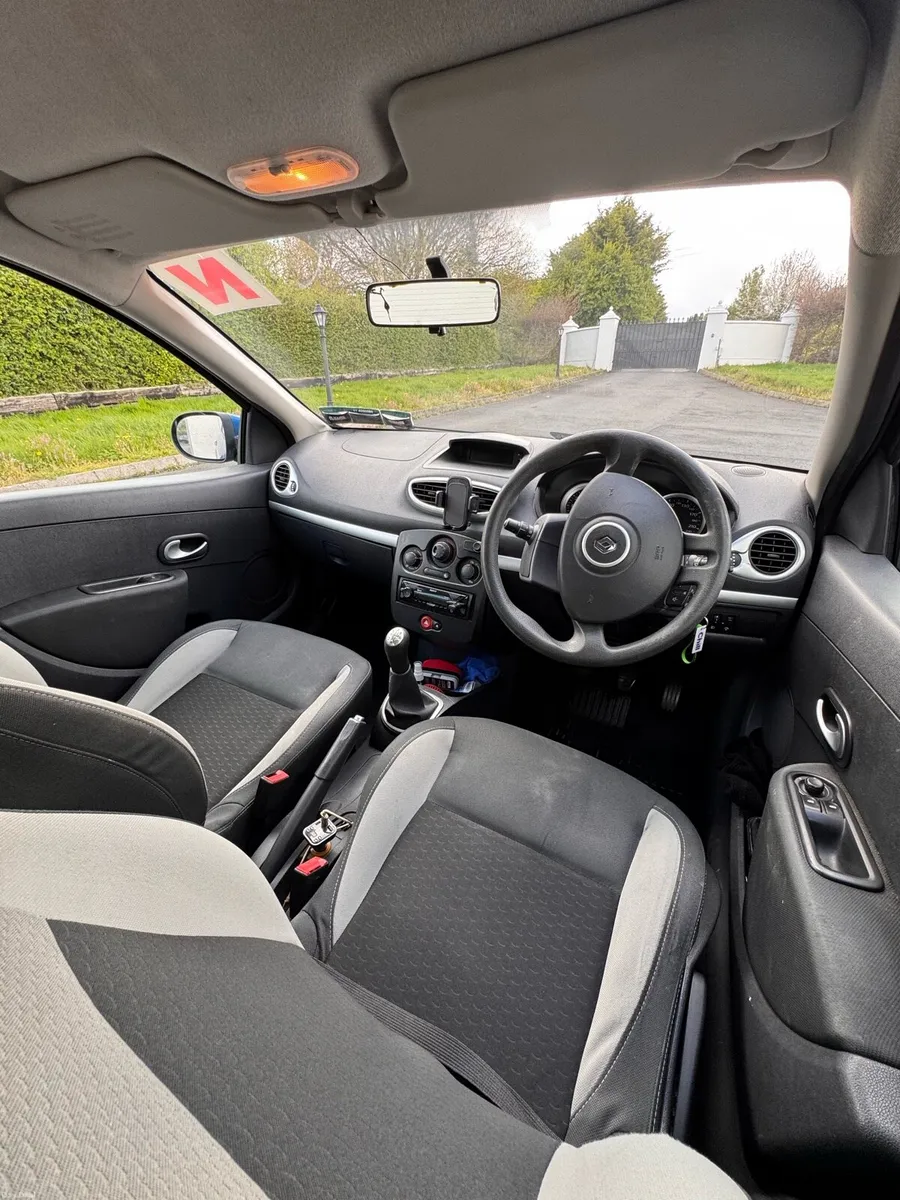 Renault Clio 2011 - Image 3