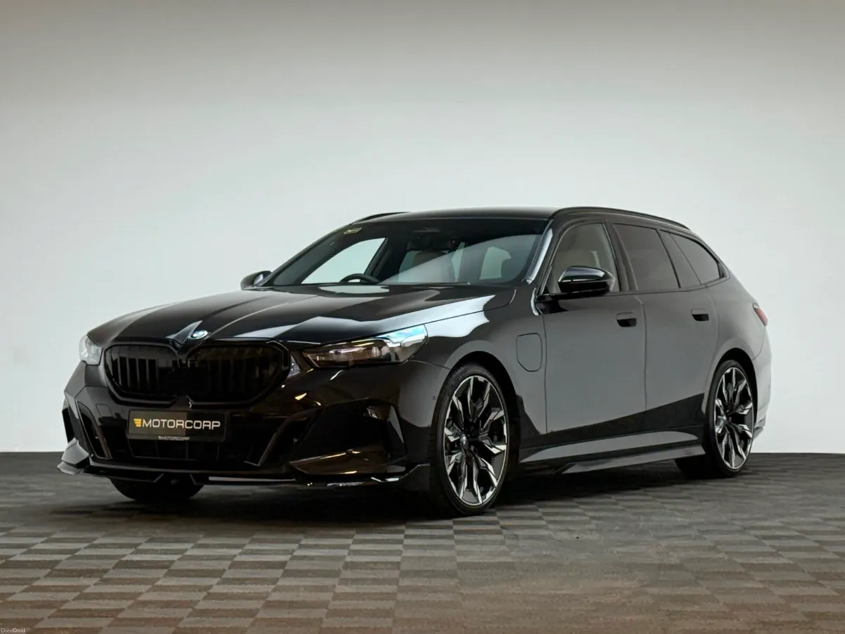 BMW 5-Series 530E M SPORT TOURING - Image 3
