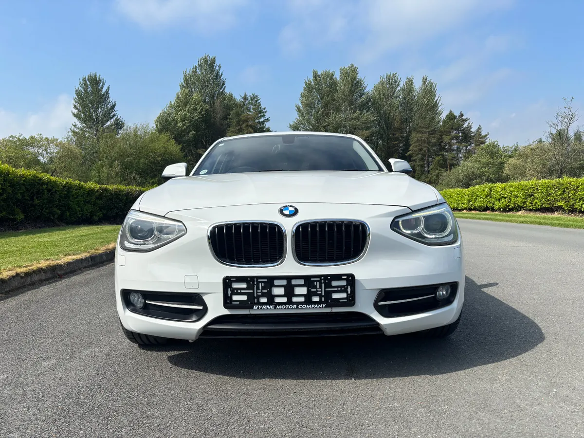 BMW 116i SPORT AUTO  2015 - Image 2