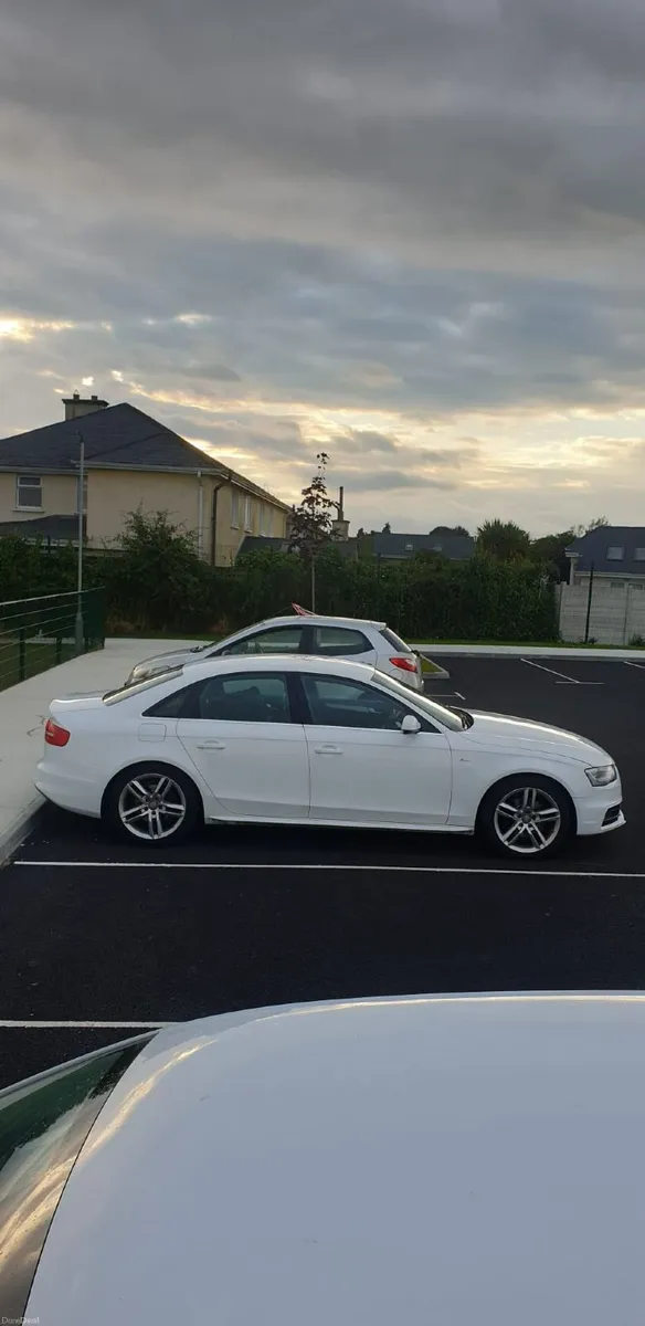 Audi A4 2013 - Image 2
