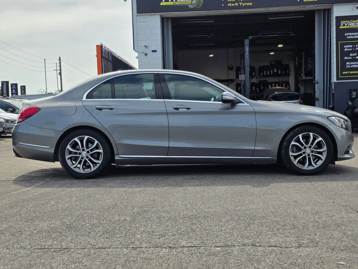 Mercedes-Benz C 180 AVANTGRADE AUTOMATIC - Image 2