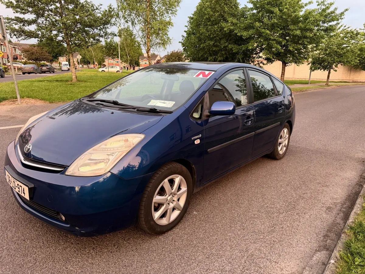 Toyota Prius new nct price €2900 - Image 4