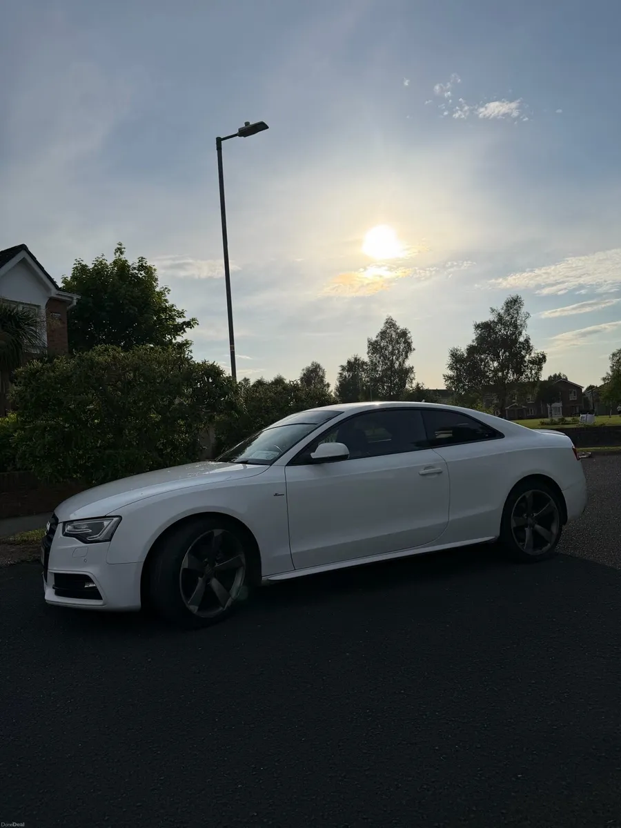 Audi A5 2.0TDI Automatic - Image 3