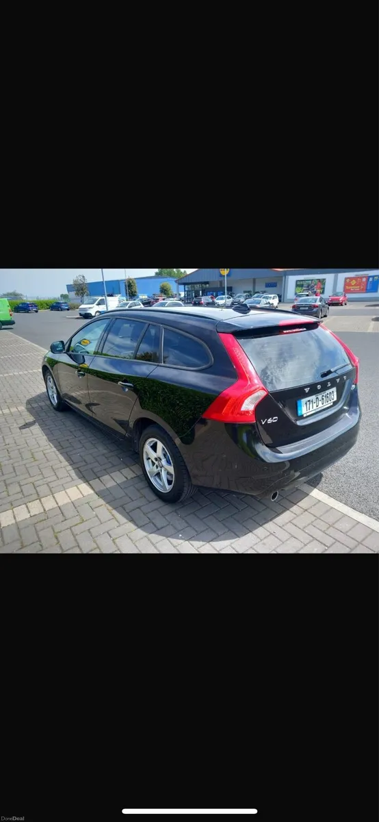 Volvo v60 Est - Image 4
