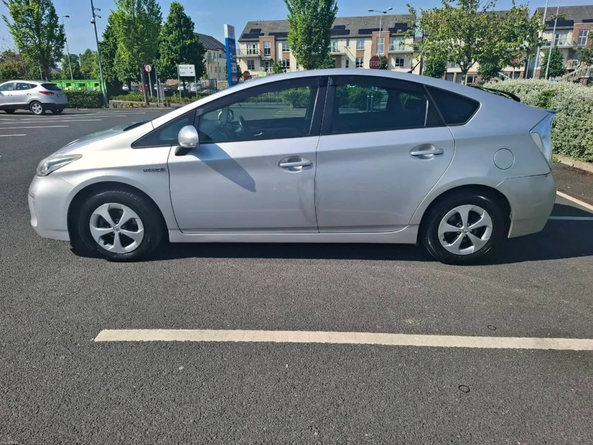 Toyota Prius 131 - Image 3