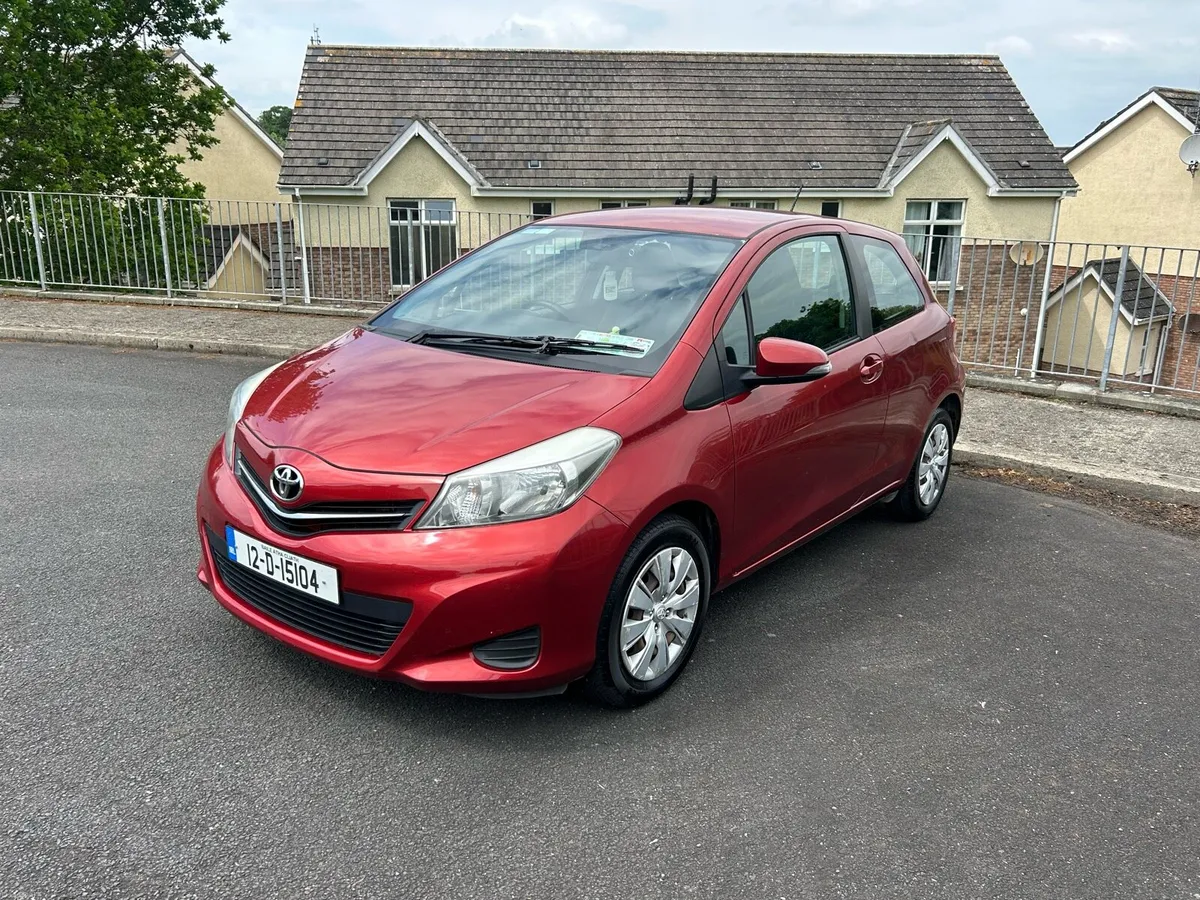 Toyota Yaris Luna Automatic 1.3L - Image 2