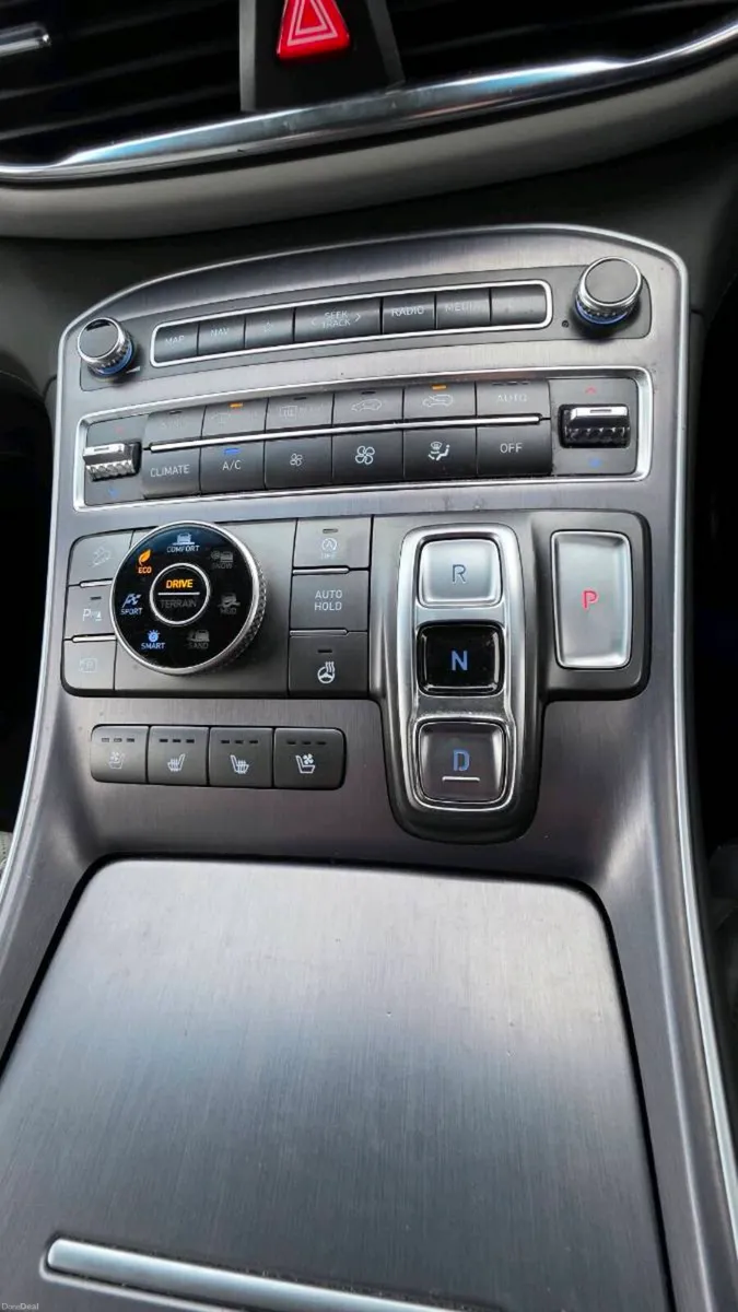 Hyundai Santa FE - Image 6
