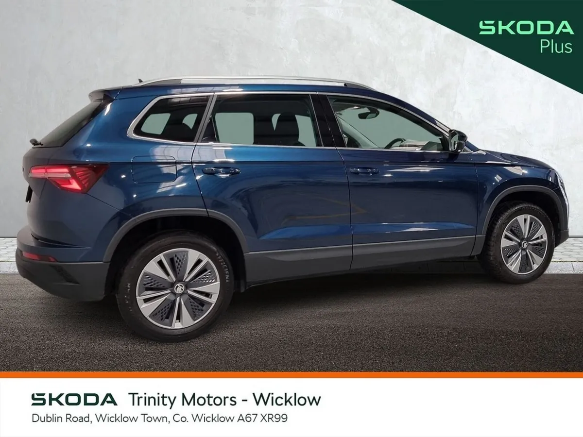 Skoda Karoq ** STUNNING SUV ** AMBITION ** 2.0 TDI - Image 3
