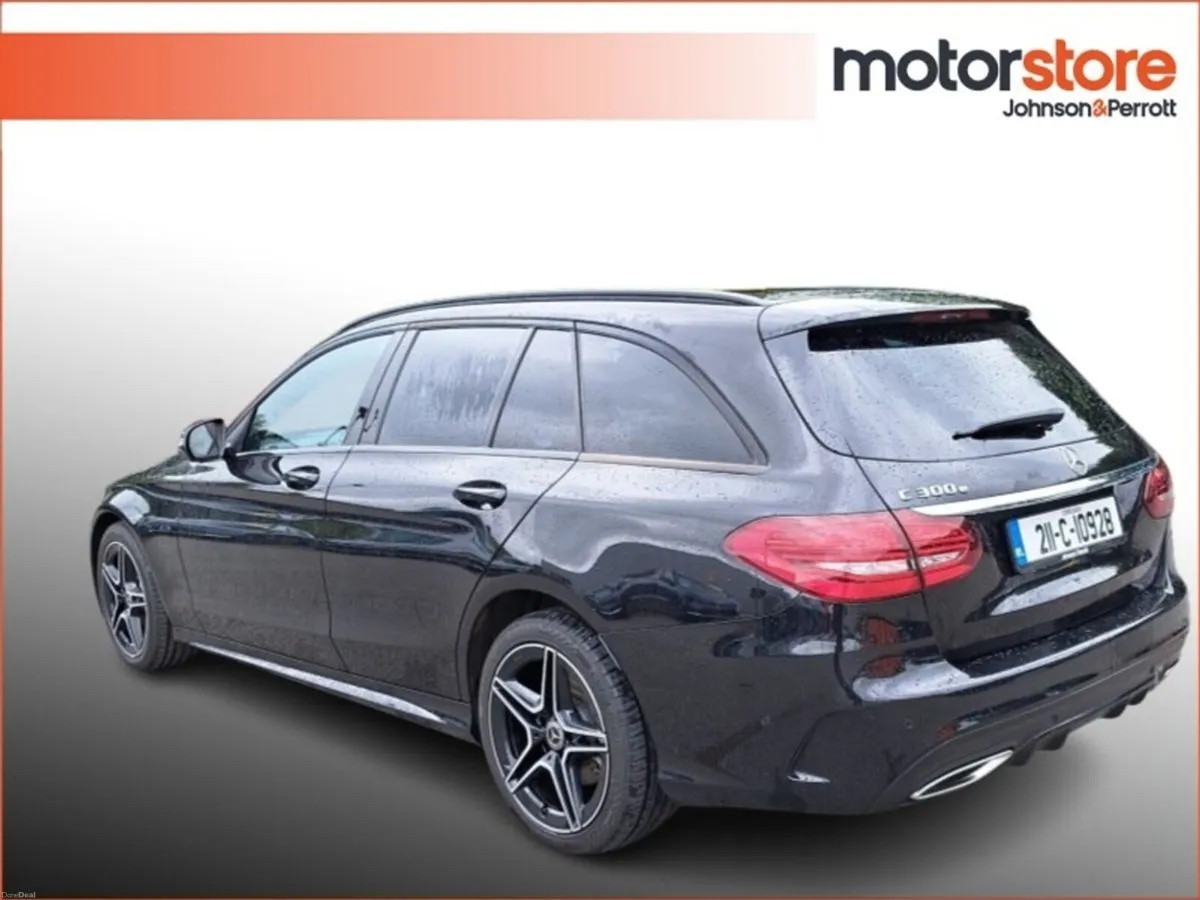 Mercedes-Benz C-Class C 300 ESTATE AMG Line A/T - Image 2