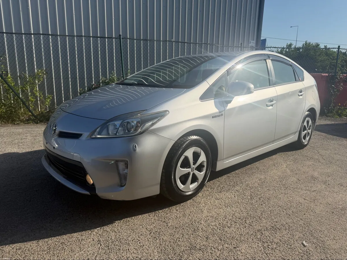 Toyota Prius low mileage - Image 1