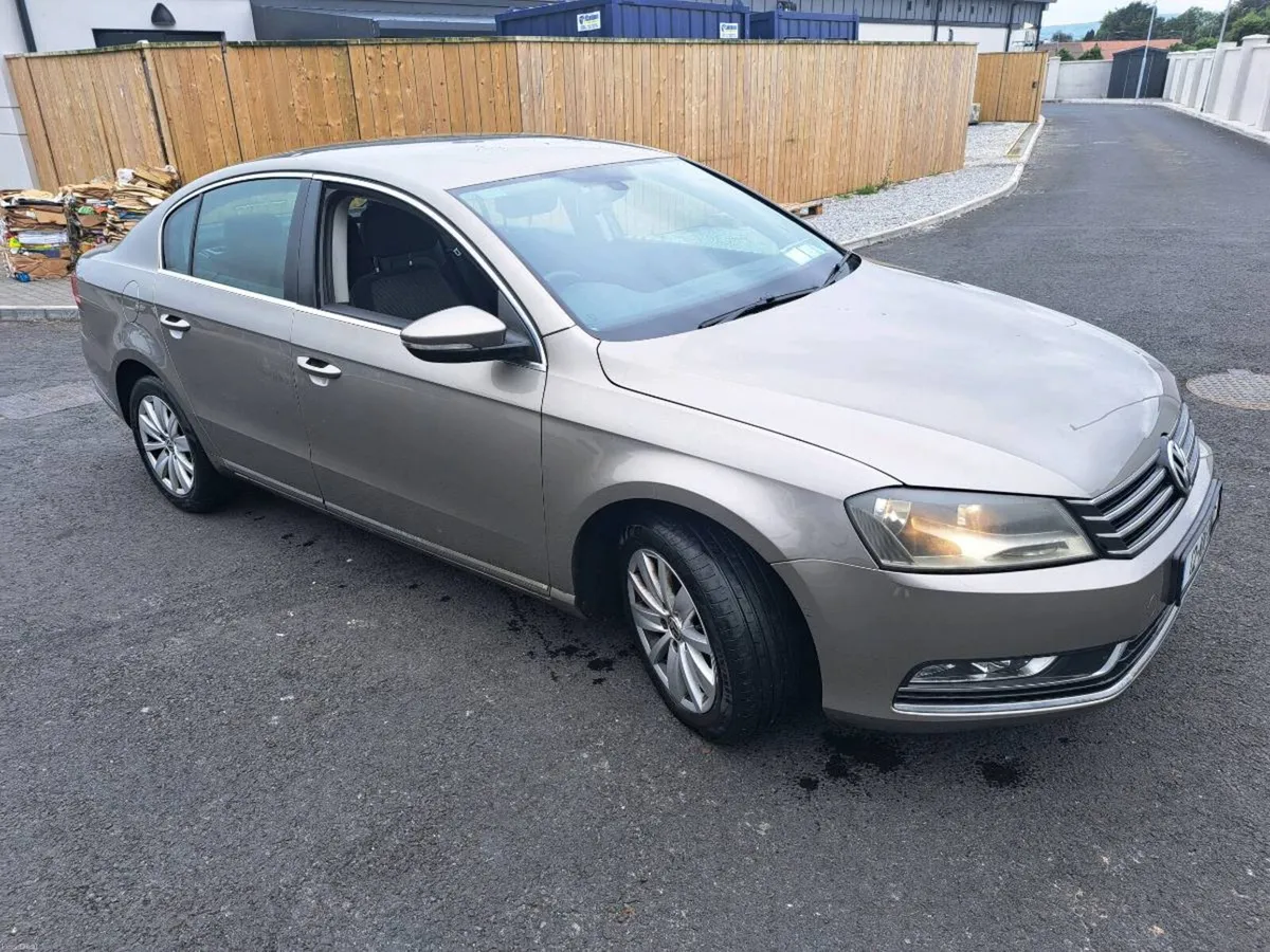 Volkswagen passat 1.6 diesel nct 3/27 tax 10/26 - Image 3