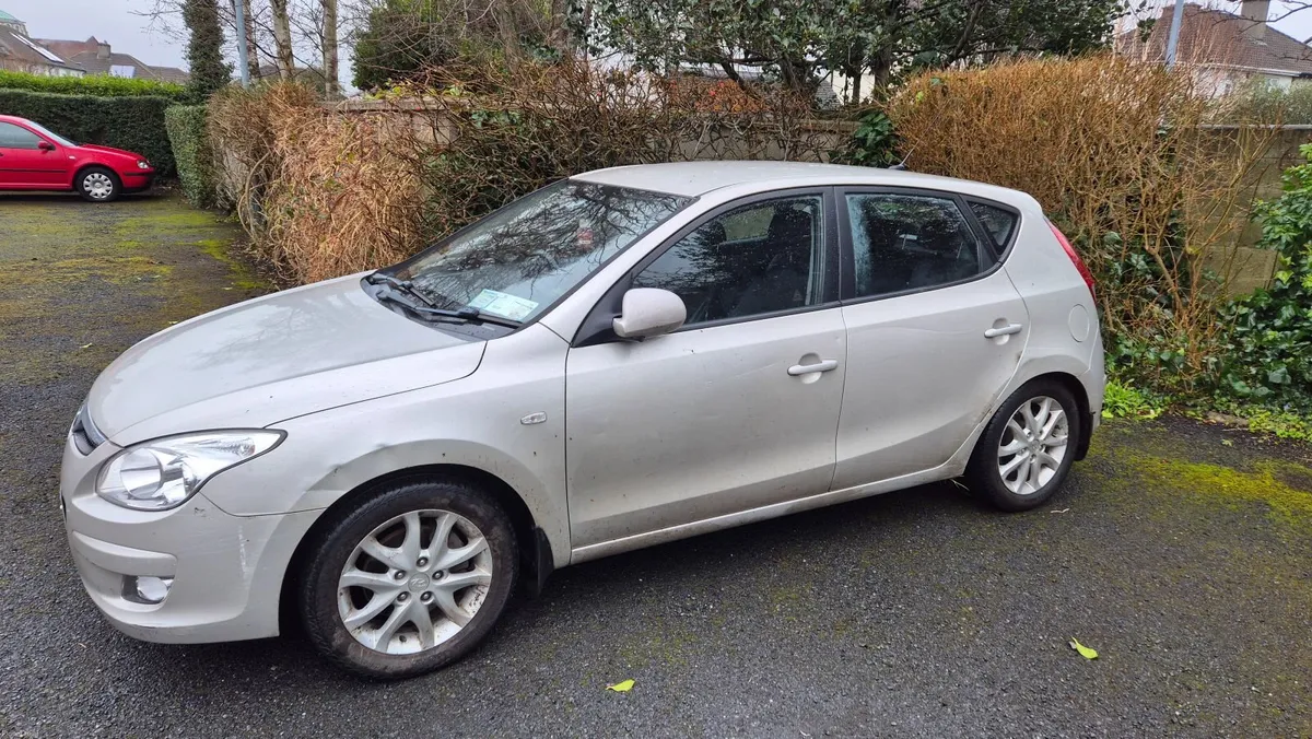 Hyundai i30 2008 - Image 2