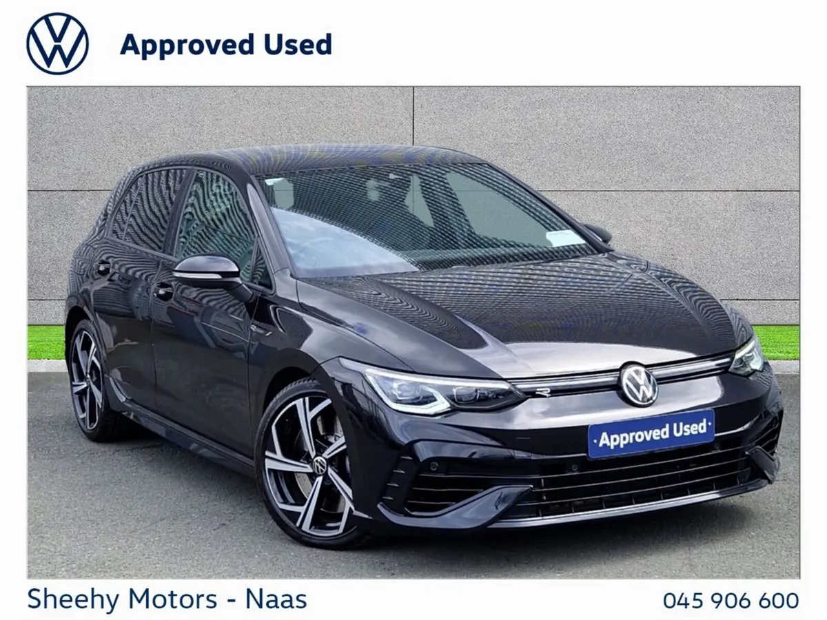Volkswagen Golf R 2.0TSI 320HP, Rear View Camera & - Image 1